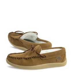 "Laurentian Chief Driving moc, orlon, 2 eyelets collar, natural rubber sole"