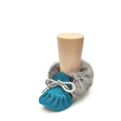 "Laurentian Chief Baby moccasin fur collar, insole"