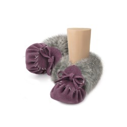 "Laurentian Chief Baby moccasin fur collar, insole"
