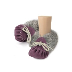 "Laurentian Chief Baby moccasin fur collar, insole"