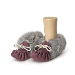 "Laurentian Chief Baby moccasin fur collar, insole"